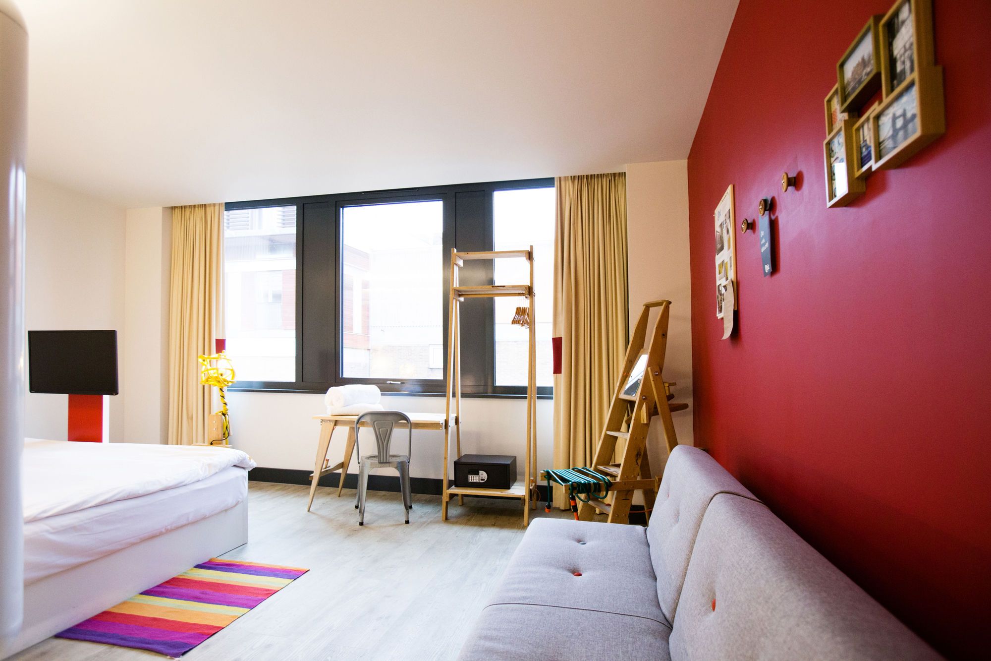 The Corner London City i London Book online nu!