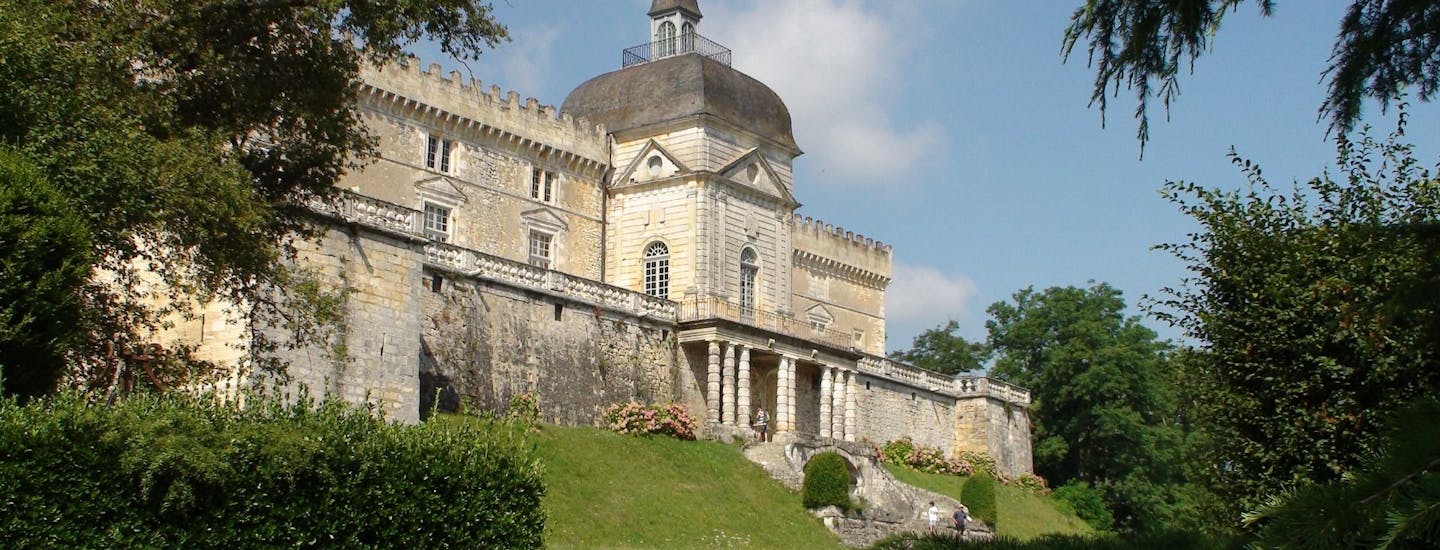 Oplev smukke chateauer i området ved Tuilières og Aquitaine i Frankrig