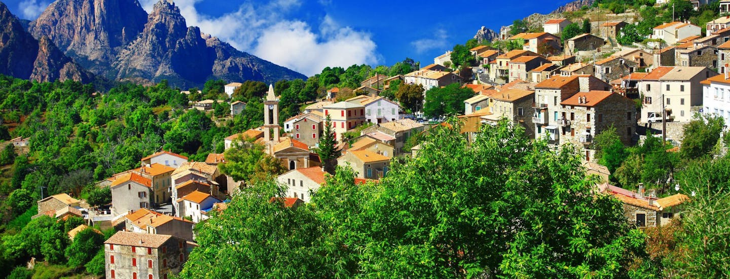 Besök den lilla staden Oletta på Corsica