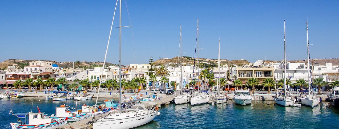 Besøg den dejlige græske ø, Kos, og den hyggelige havn i Kos by