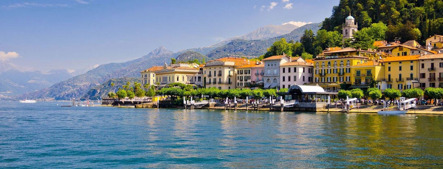 Rejser til Como by ved Comosøen i Lombardiet i Italien