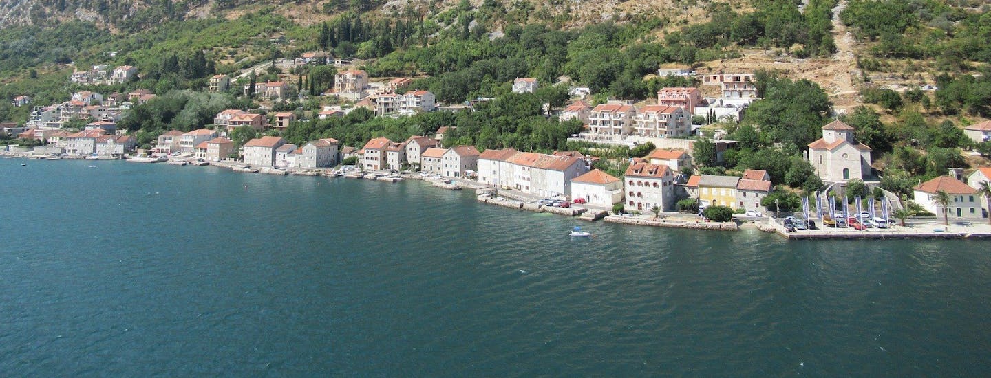 Tillbringa en semester i lugna omgivningar i Orahovac i Montenegro